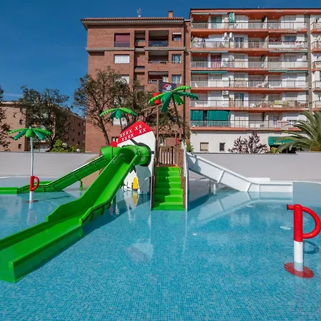 Hotell Fenals Garden 4*