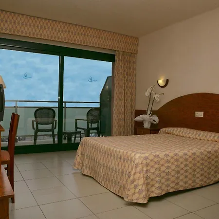 Fenals Garden Hotell 4*