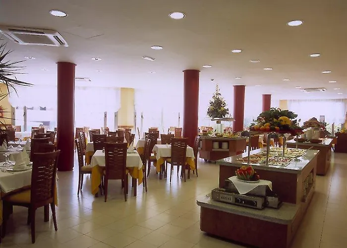 Fenals Garden Ξενοδοχείο 4*