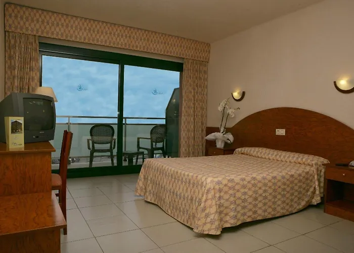 Fenals Garden Ξενοδοχείο 4*